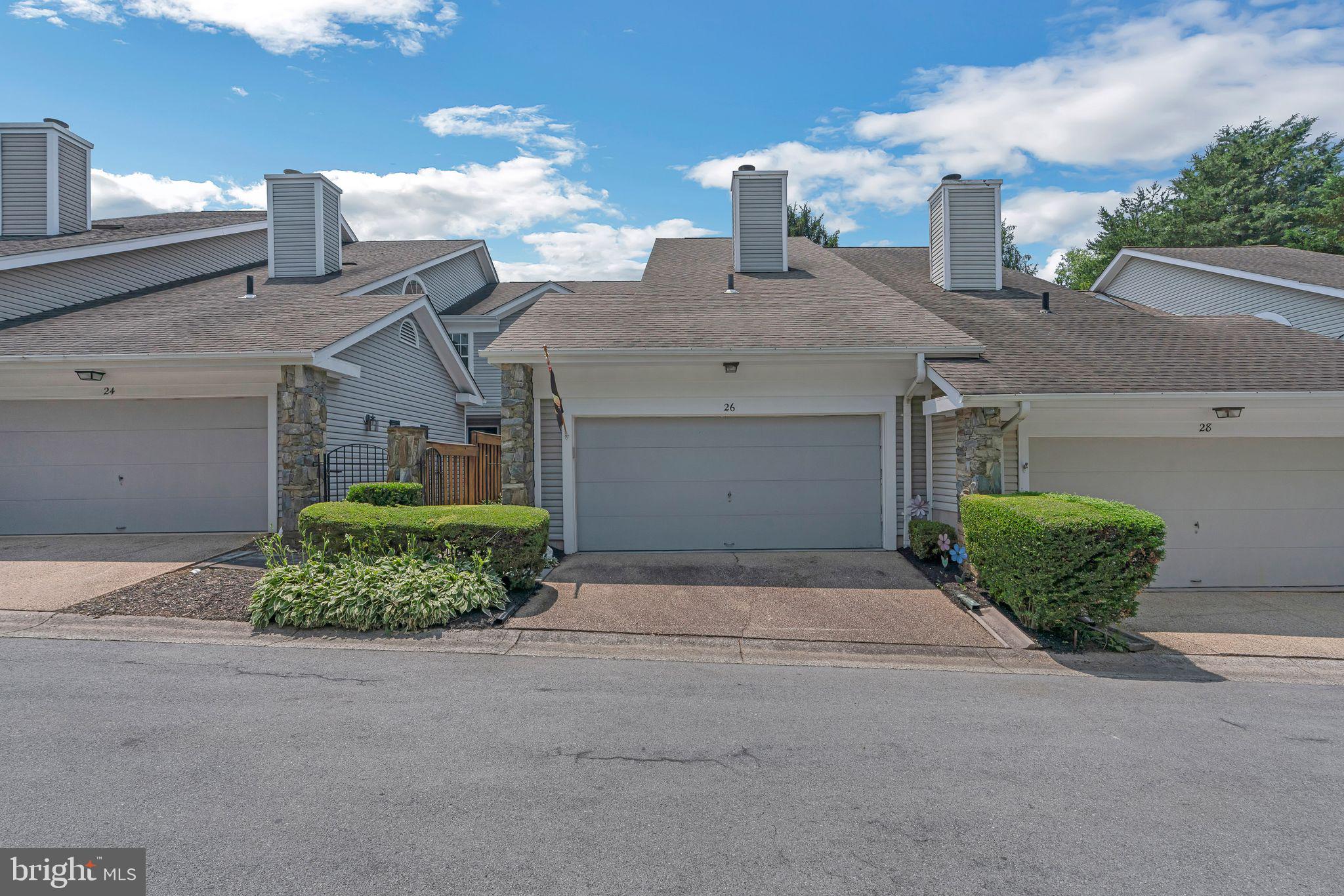 26 TINDAL SPRINGS COURT