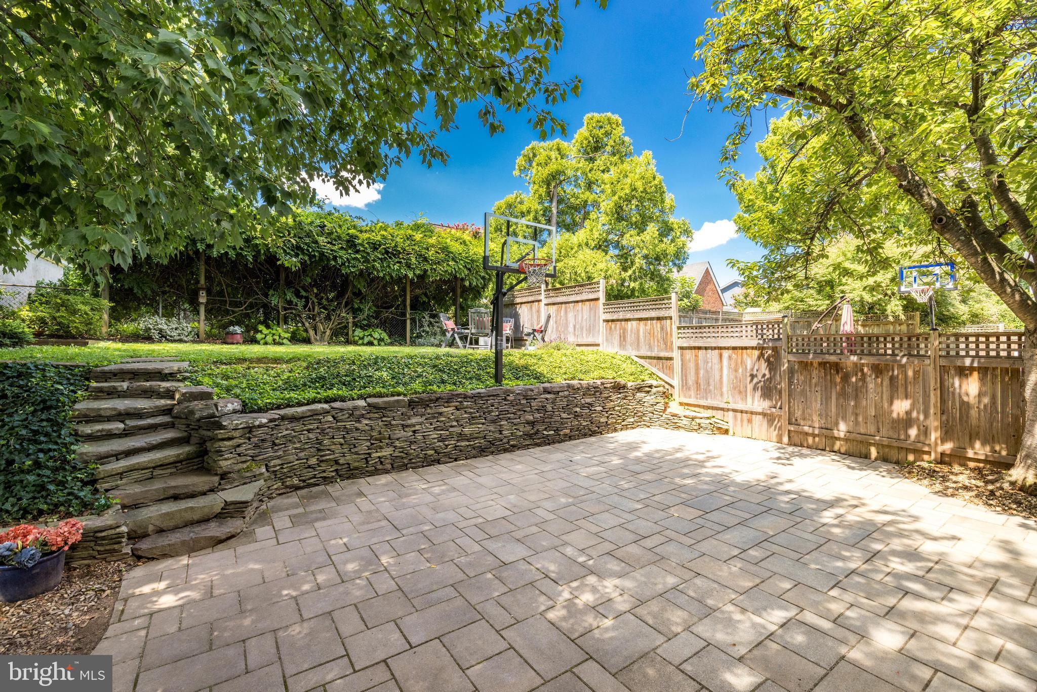 WESTOVER - Residential