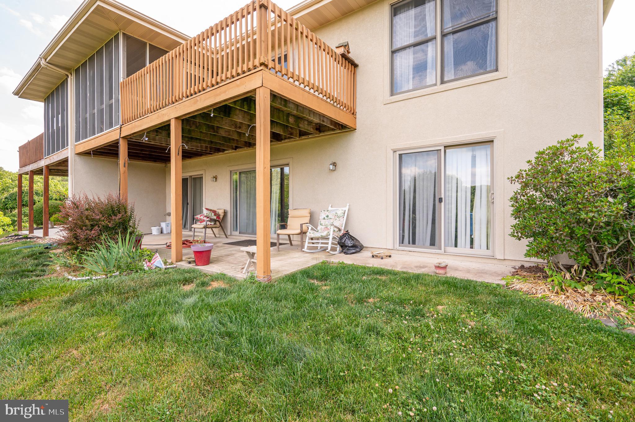 THE WOODS - Residential