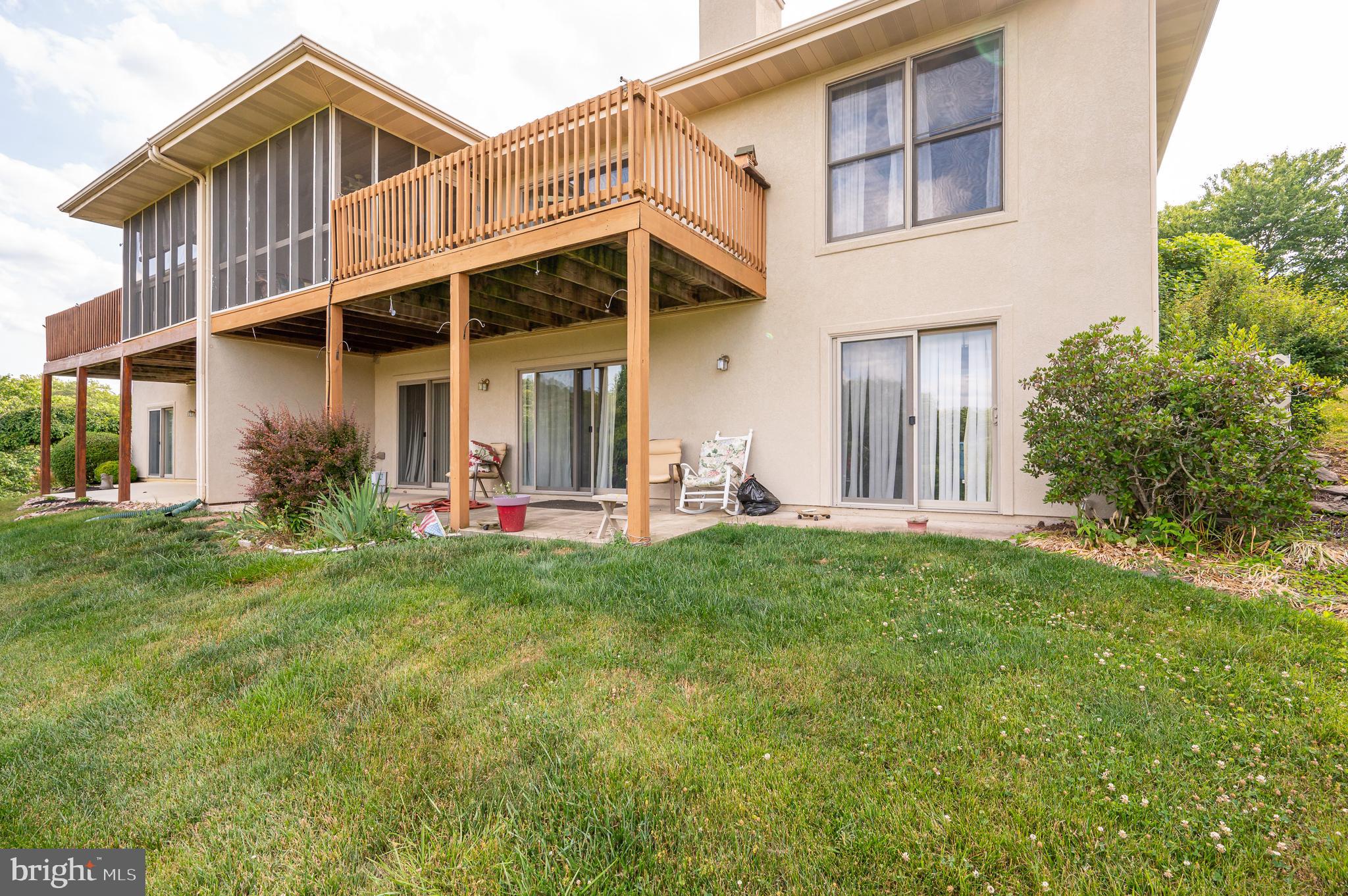 THE WOODS - Residential