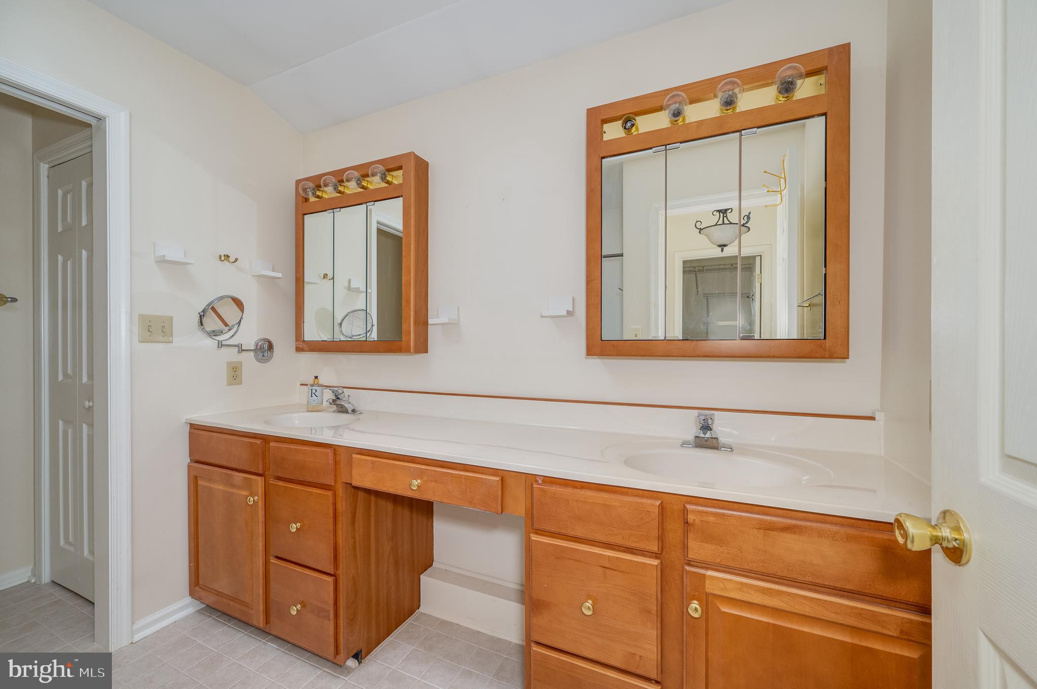 THE WOODS - Residential