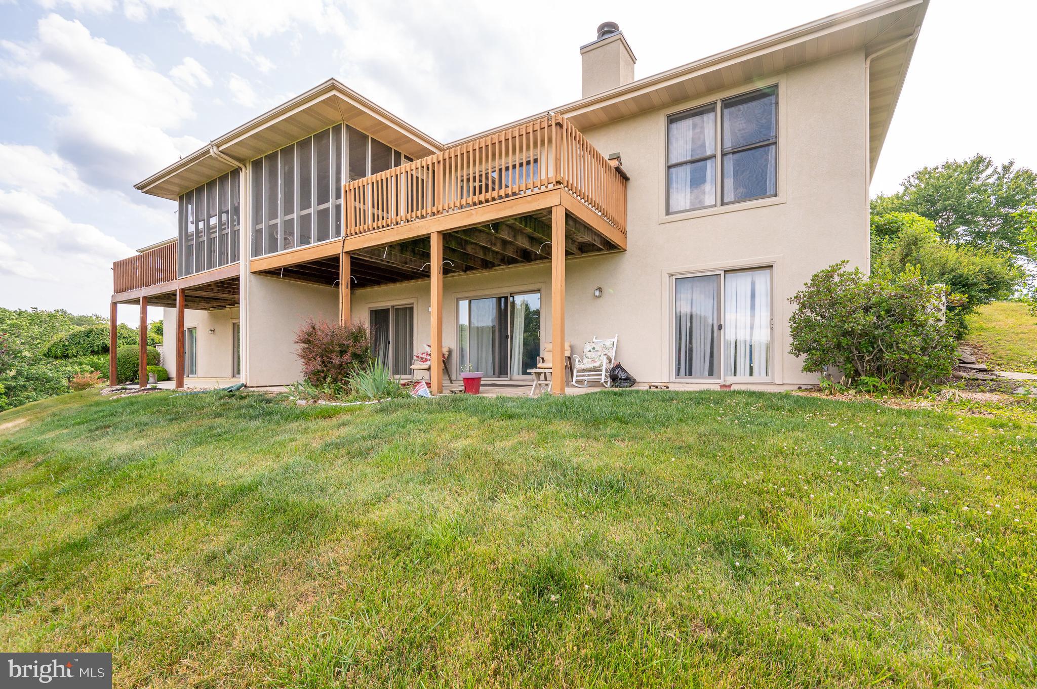 THE WOODS - Residential