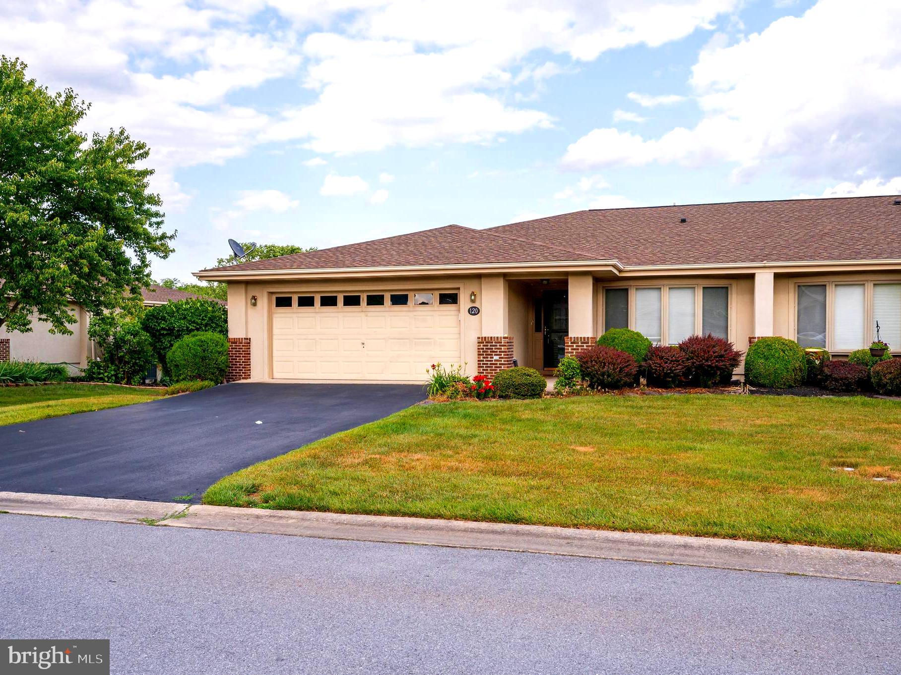 THE WOODS - Residential