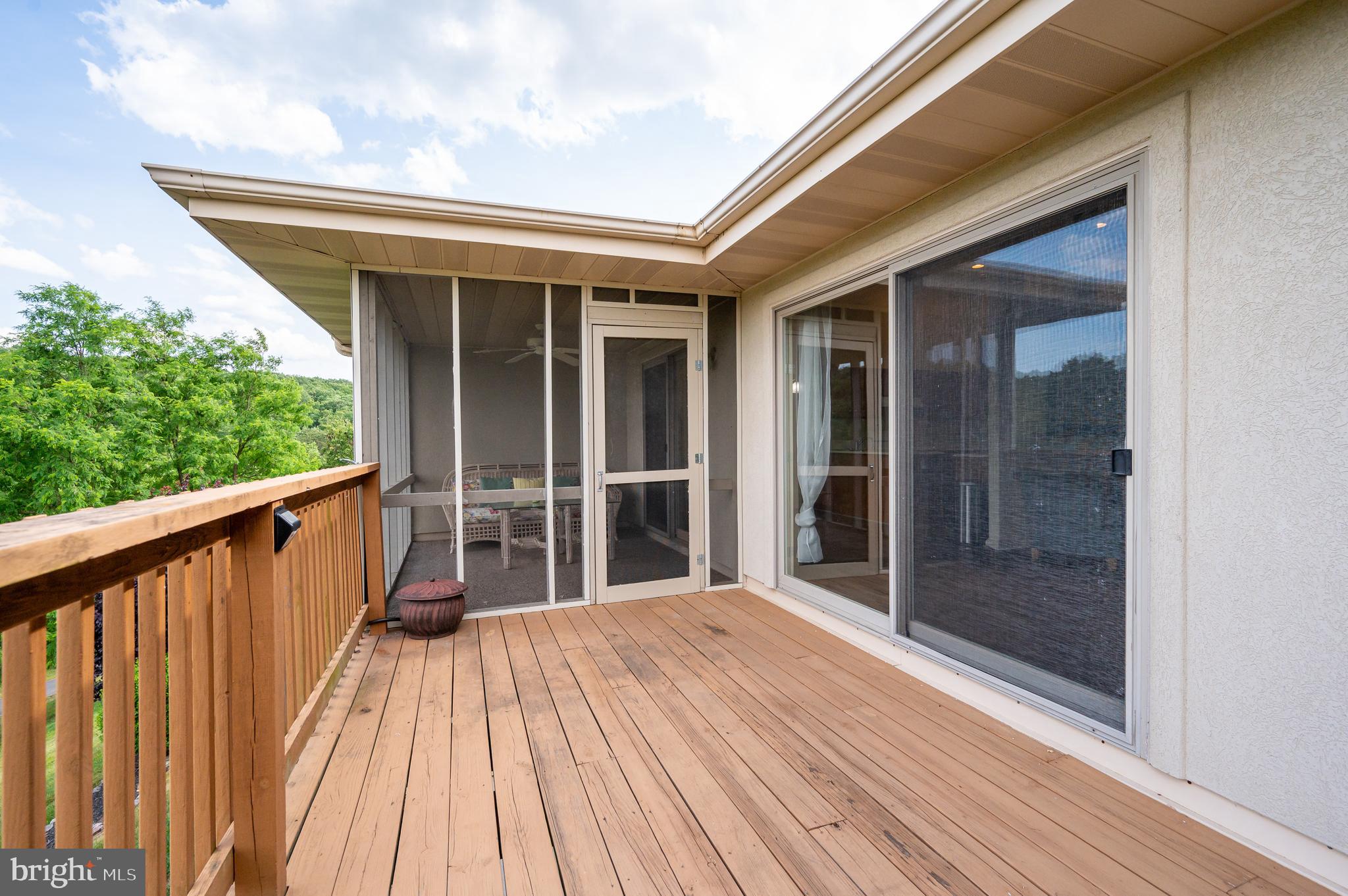 THE WOODS - Residential