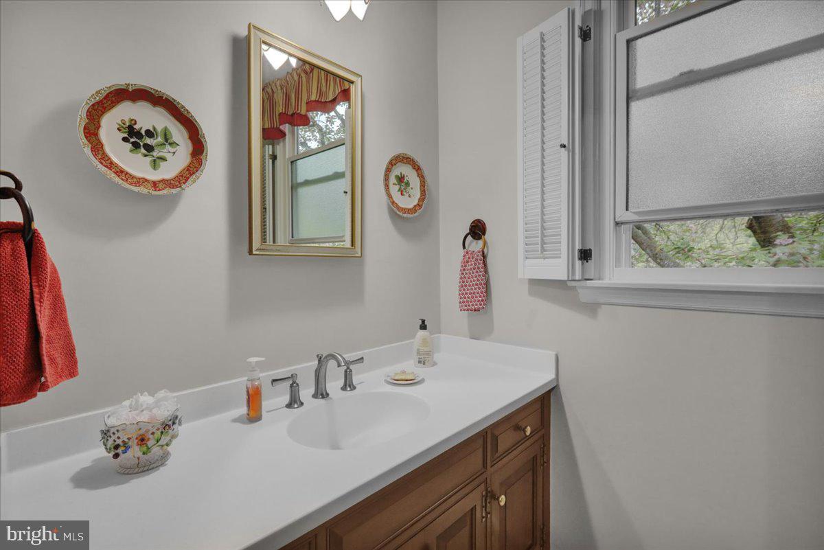 GLEN OLEY FARMS - Residential