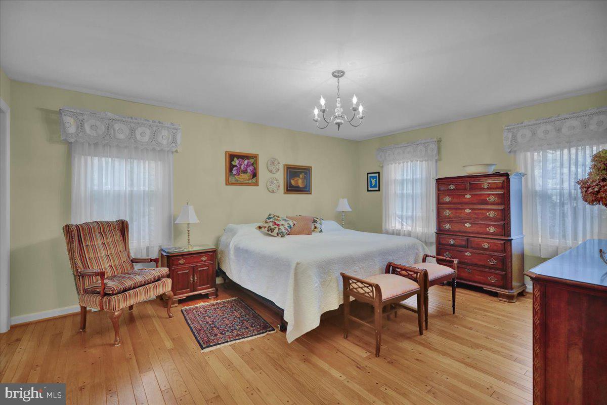 GLEN OLEY FARMS - Residential