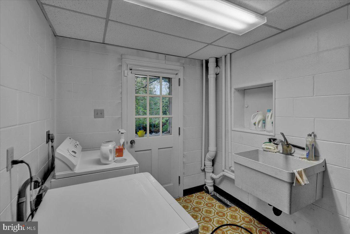 GLEN OLEY FARMS - Residential