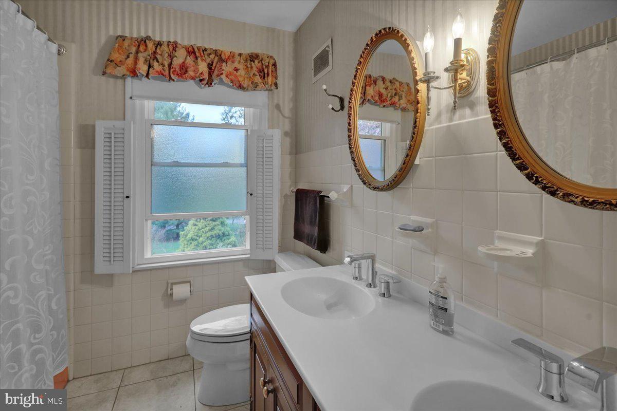 GLEN OLEY FARMS - Residential