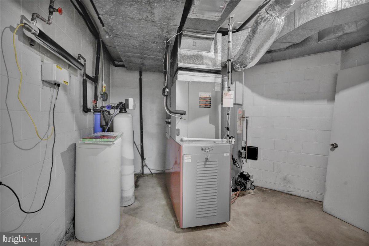 GLEN OLEY FARMS - Residential