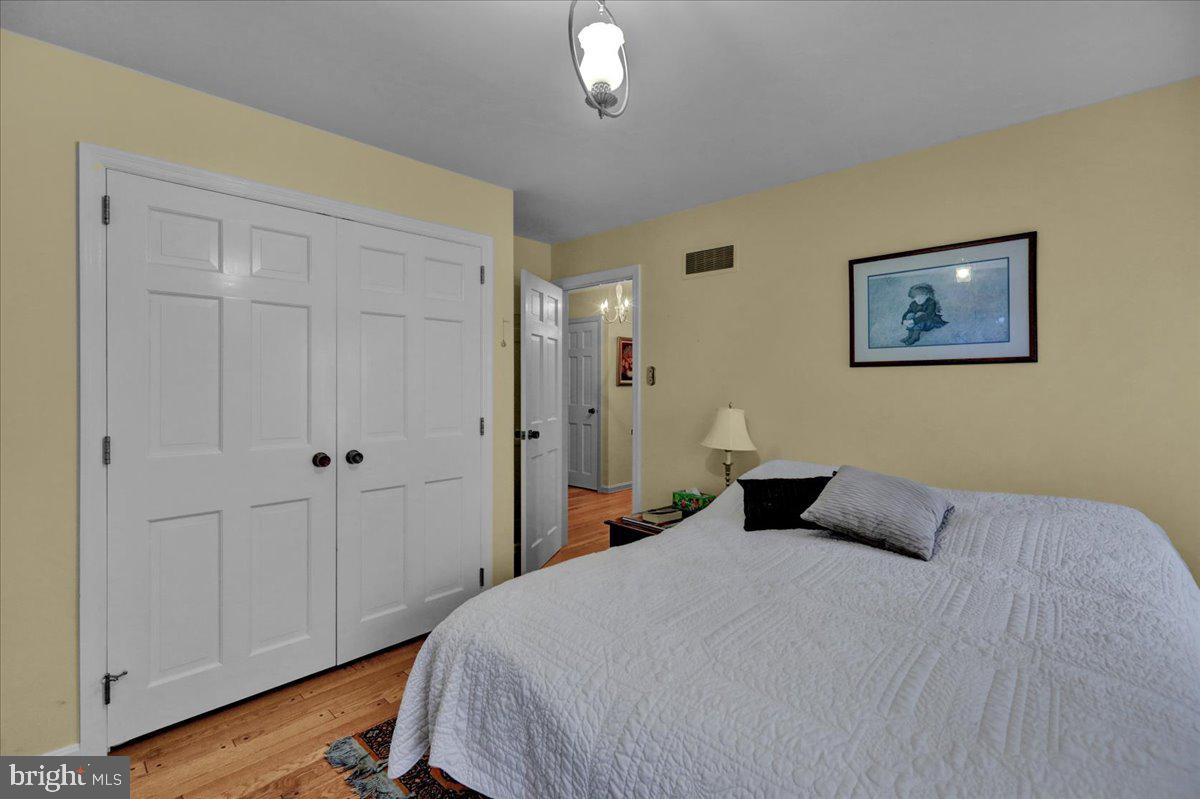 GLEN OLEY FARMS - Residential