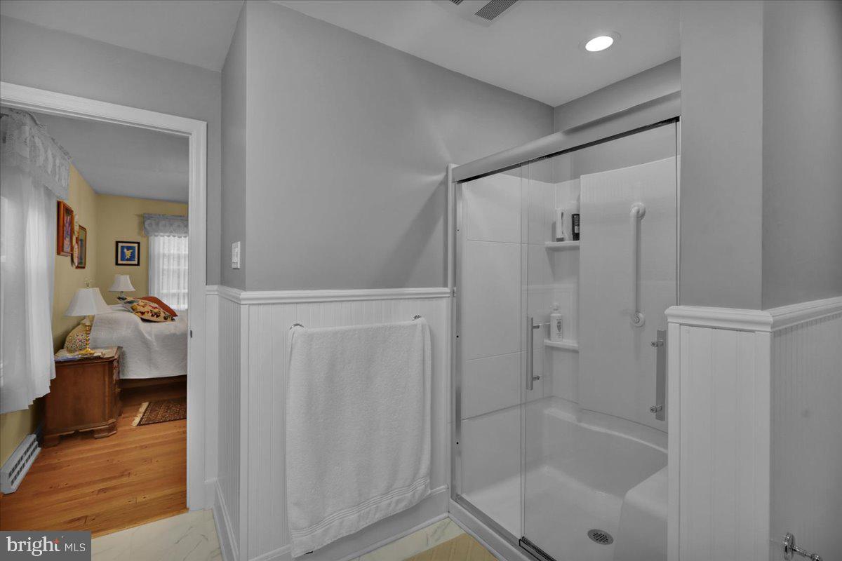 GLEN OLEY FARMS - Residential