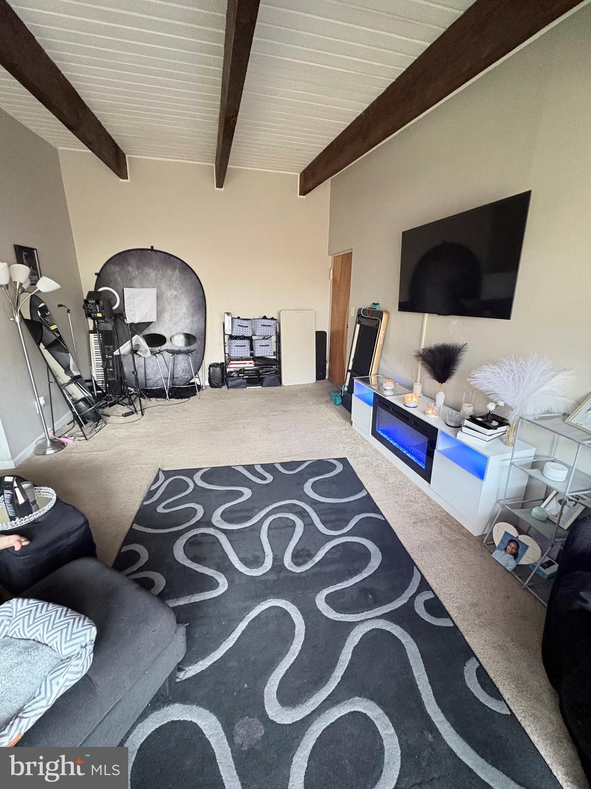 FRENCHMANS CREEK - Residential