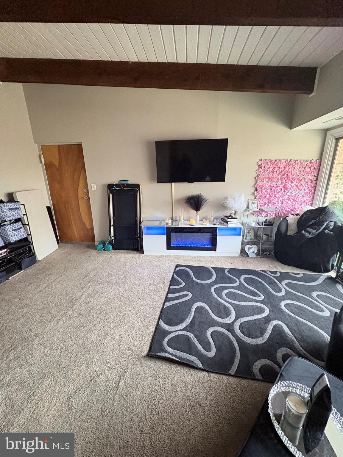 FRENCHMANS CREEK - Residential