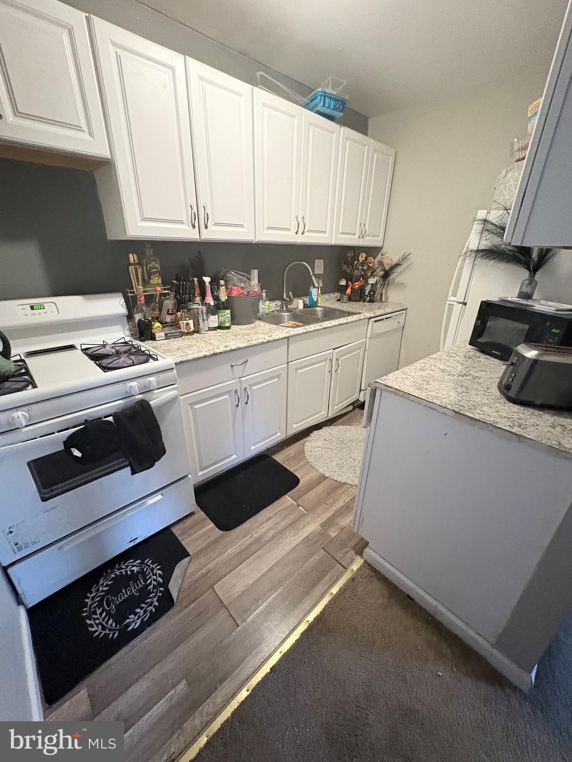 FRENCHMANS CREEK - Residential