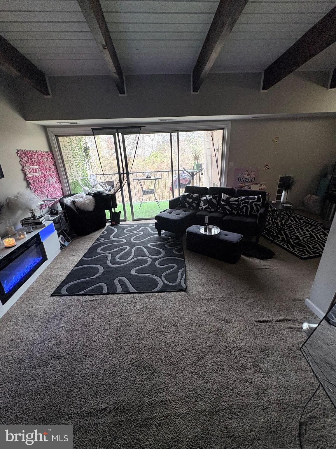 FRENCHMANS CREEK - Residential