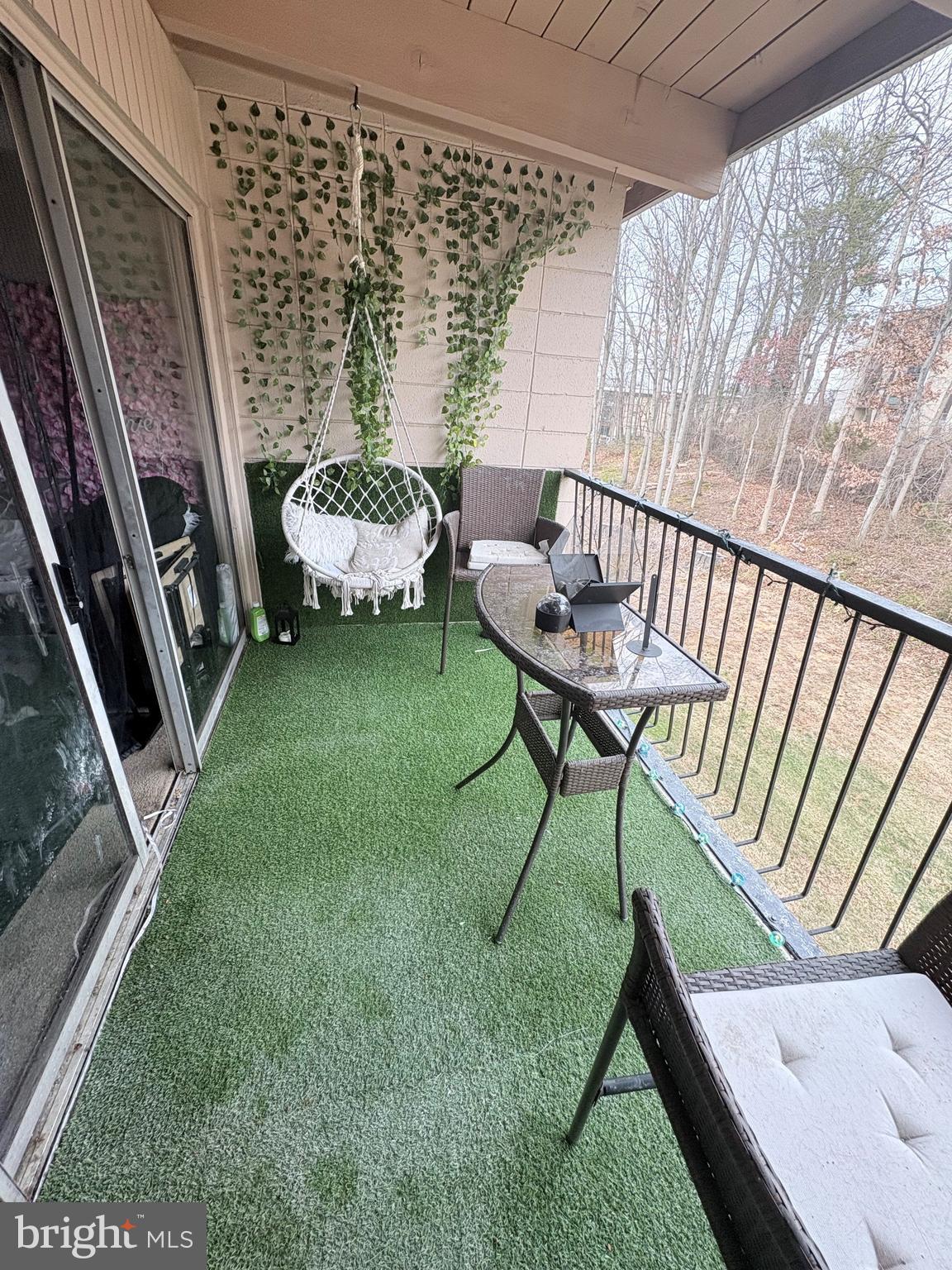 FRENCHMANS CREEK - Residential