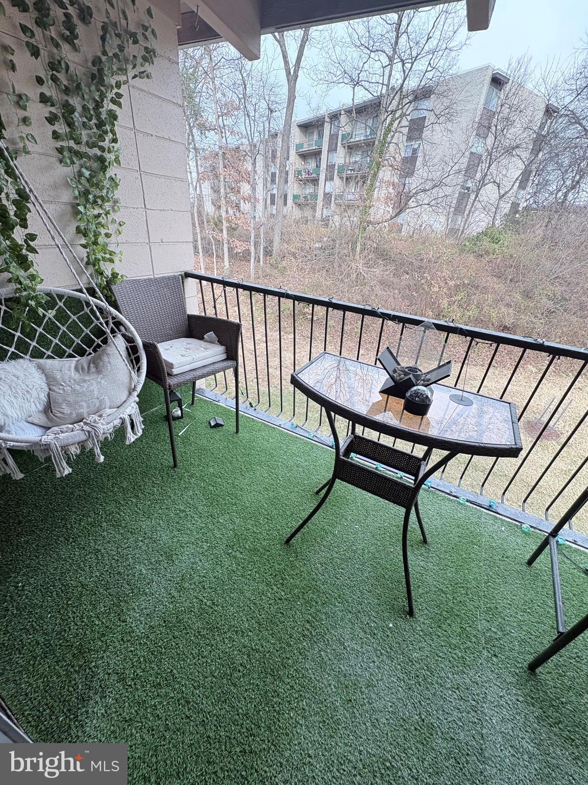 FRENCHMANS CREEK - Residential