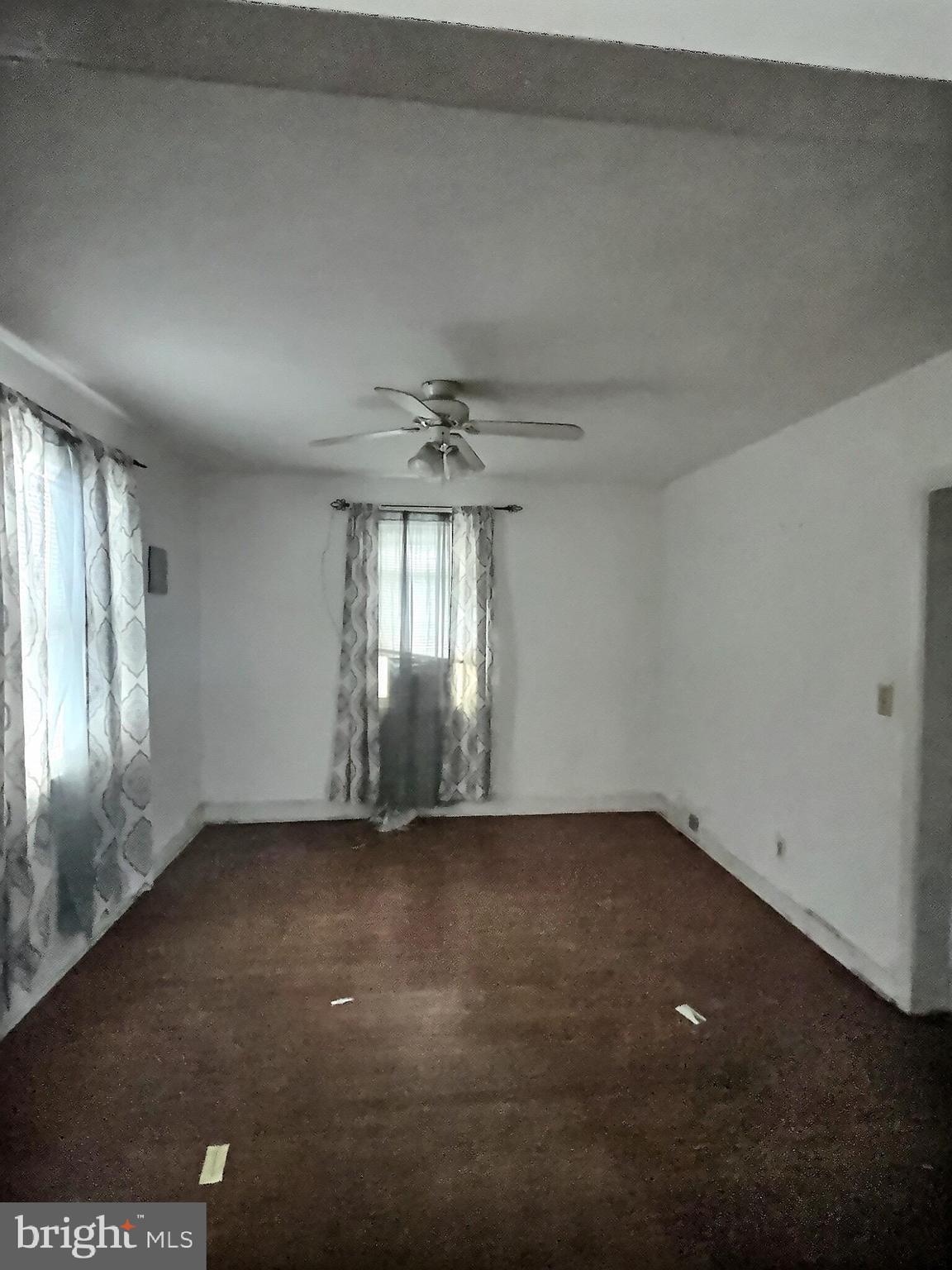 WEST HILLS - Residential