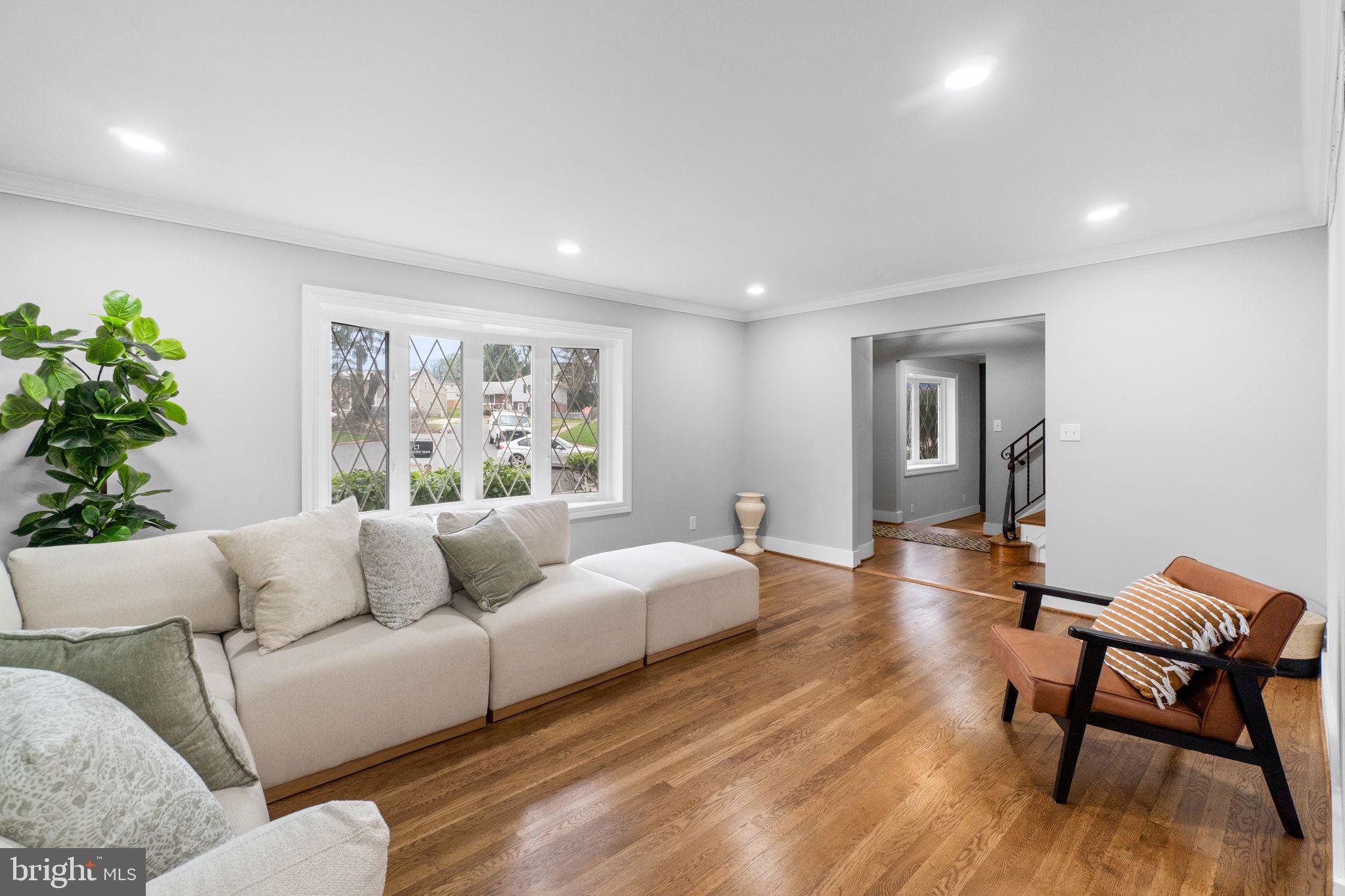 6 BYERS COURT