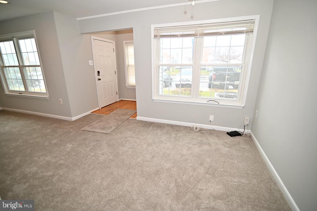 DEVON HILLS - Residential