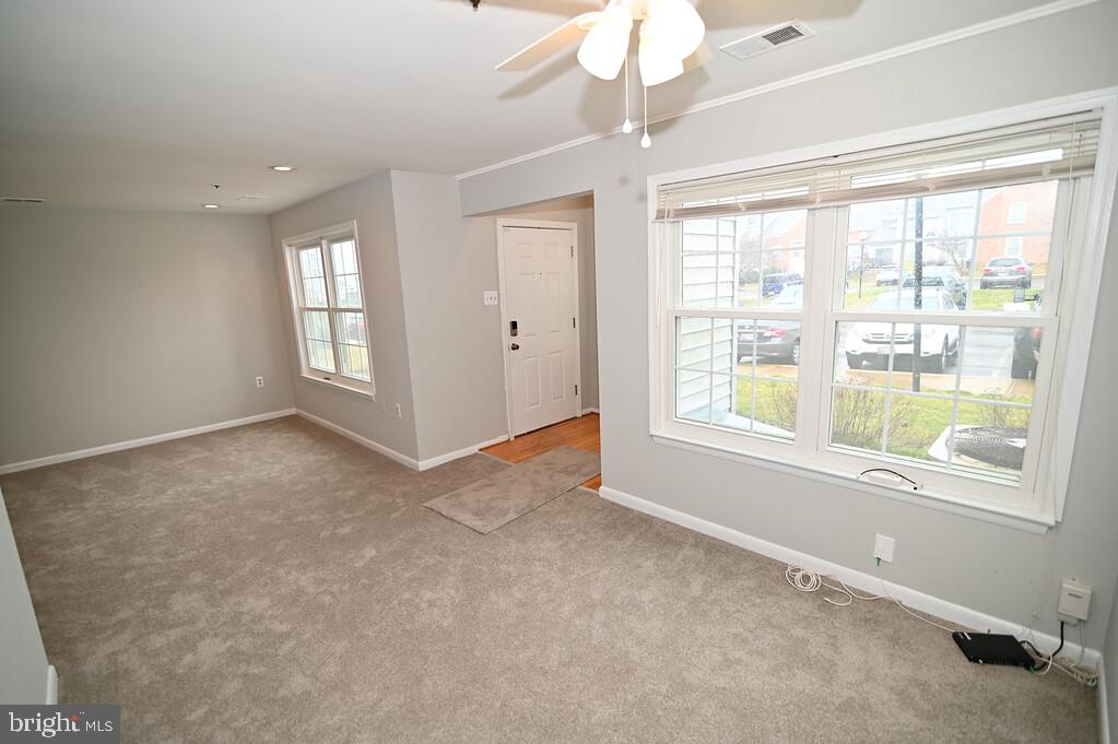 DEVON HILLS - Residential