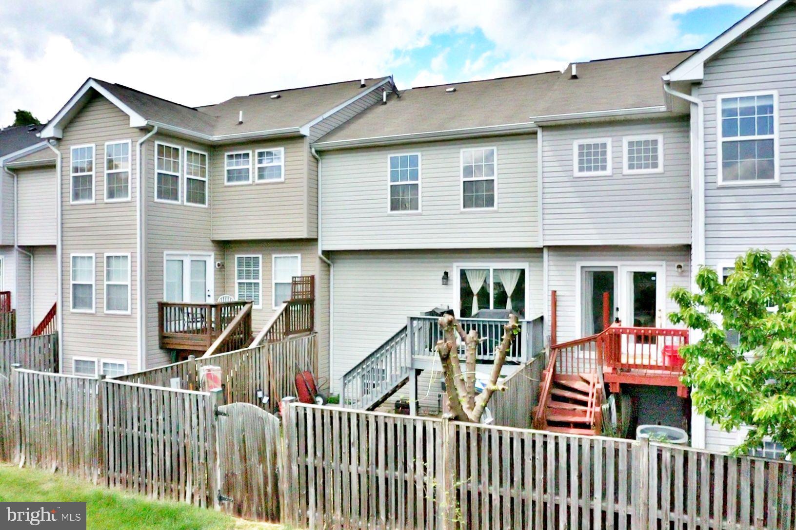 GREEN MEADOWS - Residential