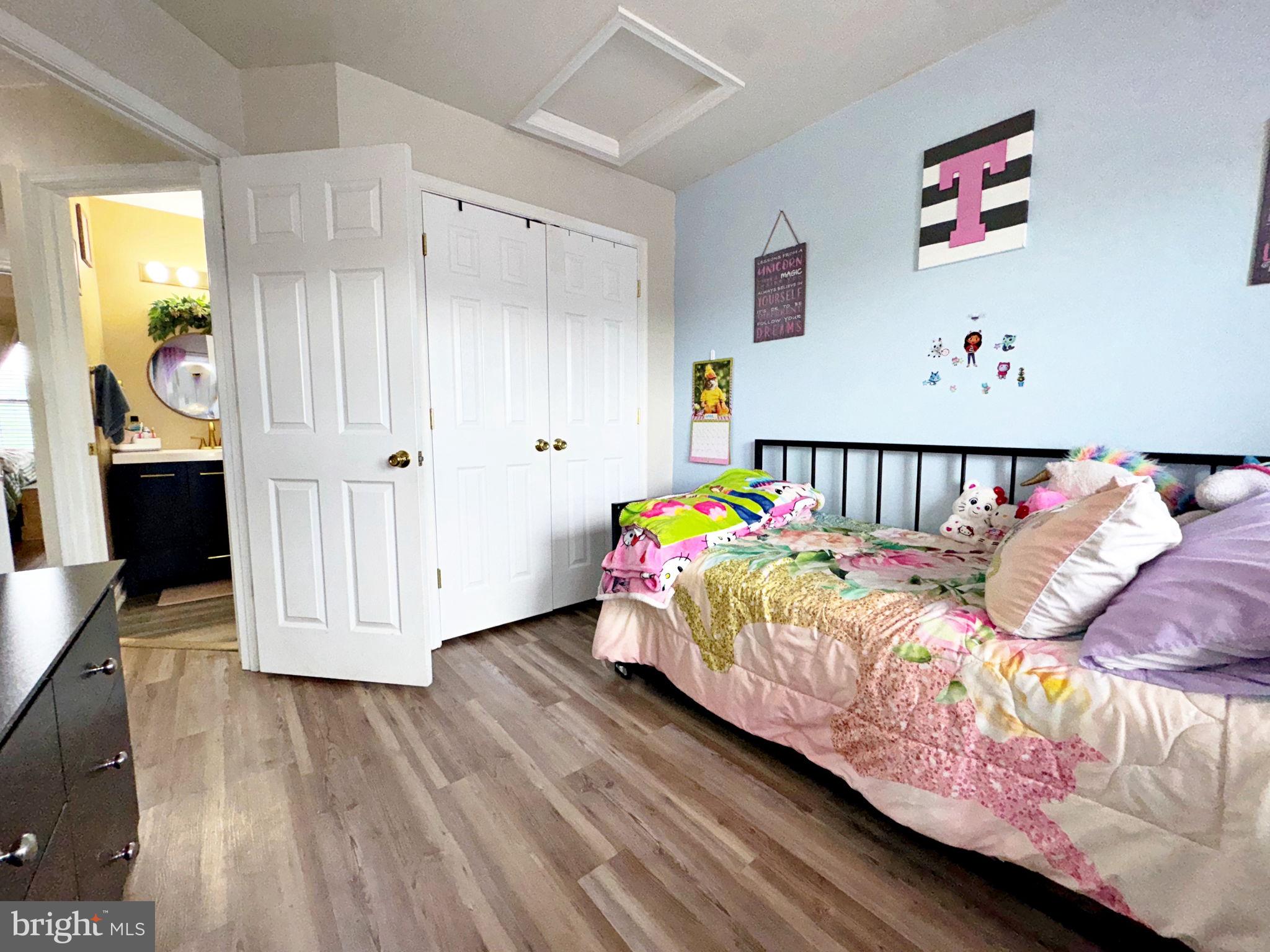 GREEN MEADOWS - Residential