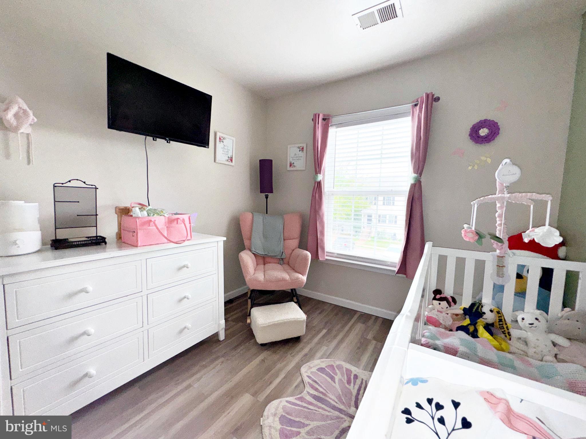 GREEN MEADOWS - Residential