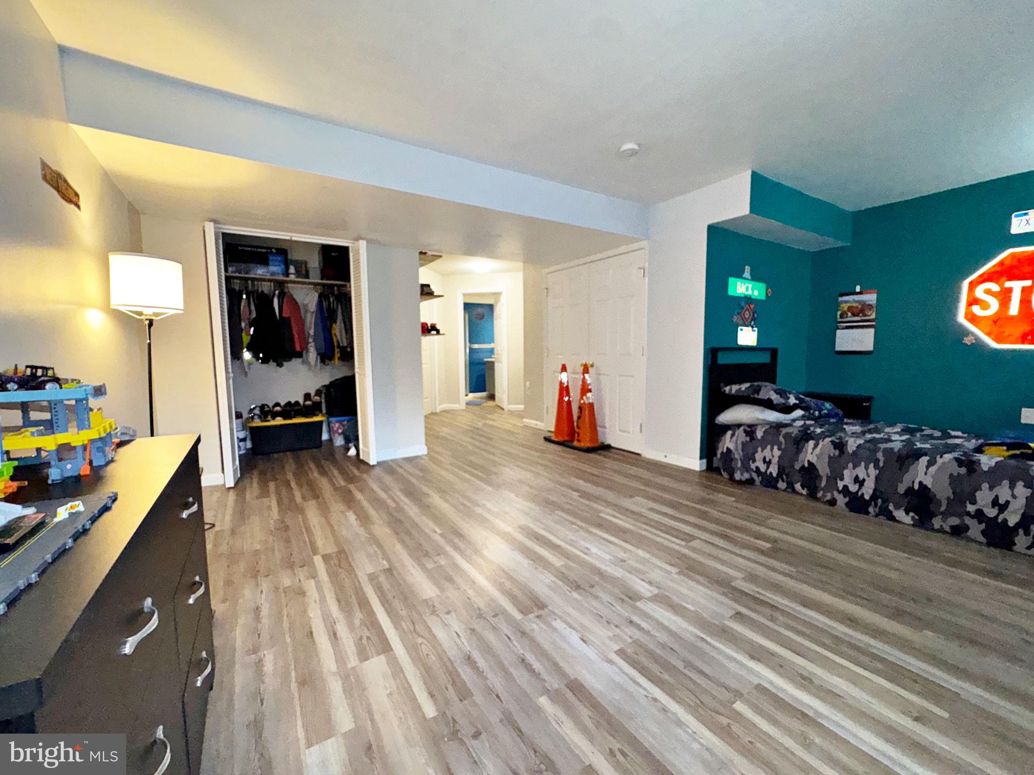 GREEN MEADOWS - Residential