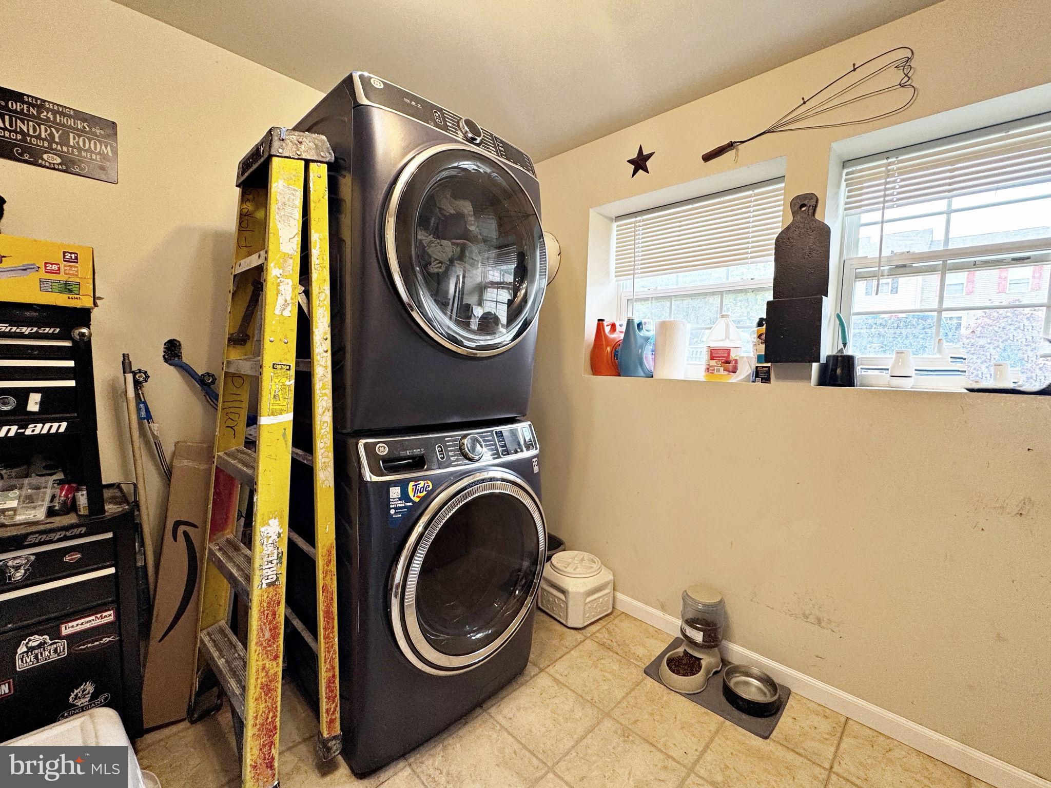 GREEN MEADOWS - Residential