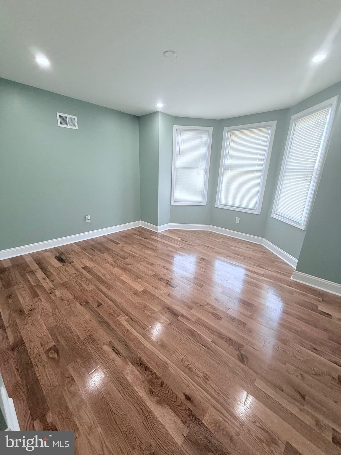 COBBS CREEK - Residential