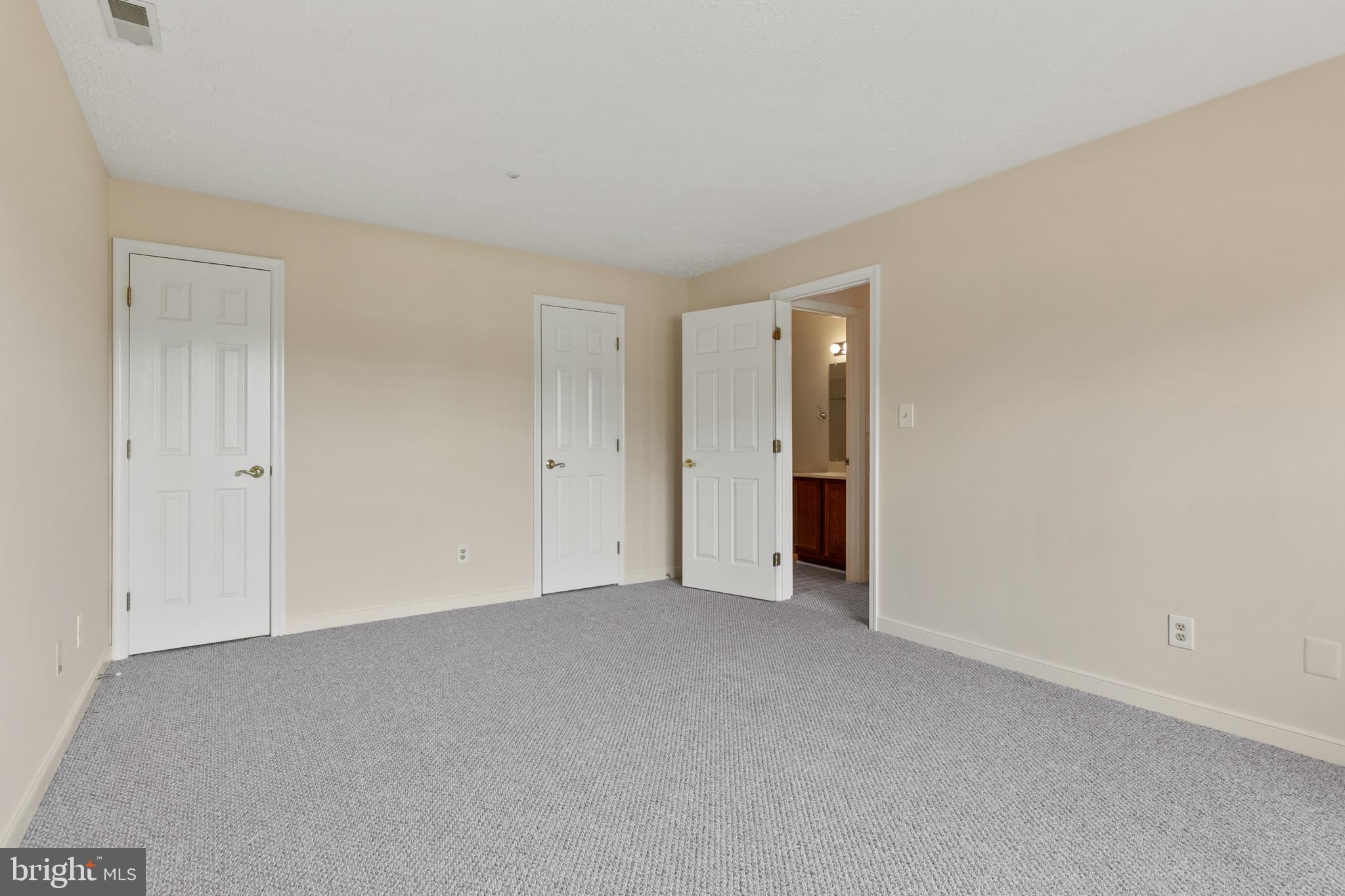 POND CONDOMINIUMS - Residential Lease