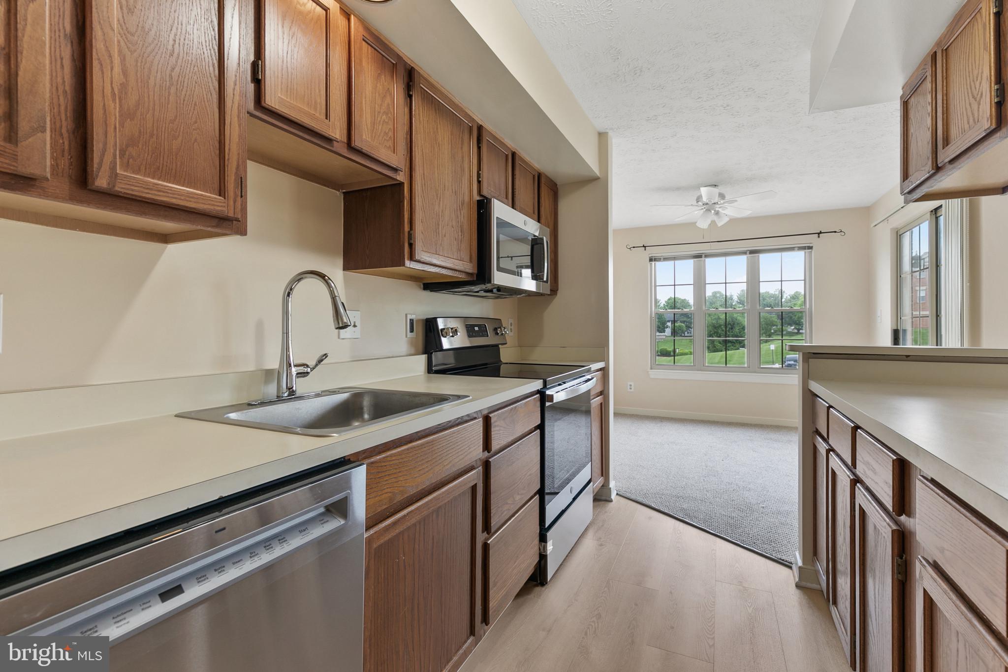 POND CONDOMINIUMS - Residential Lease