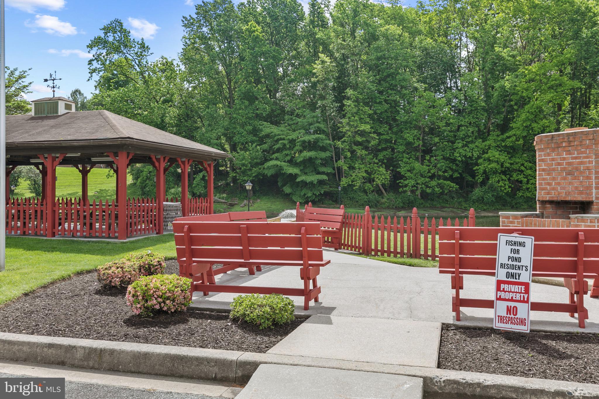 POND CONDOMINIUMS - Residential Lease