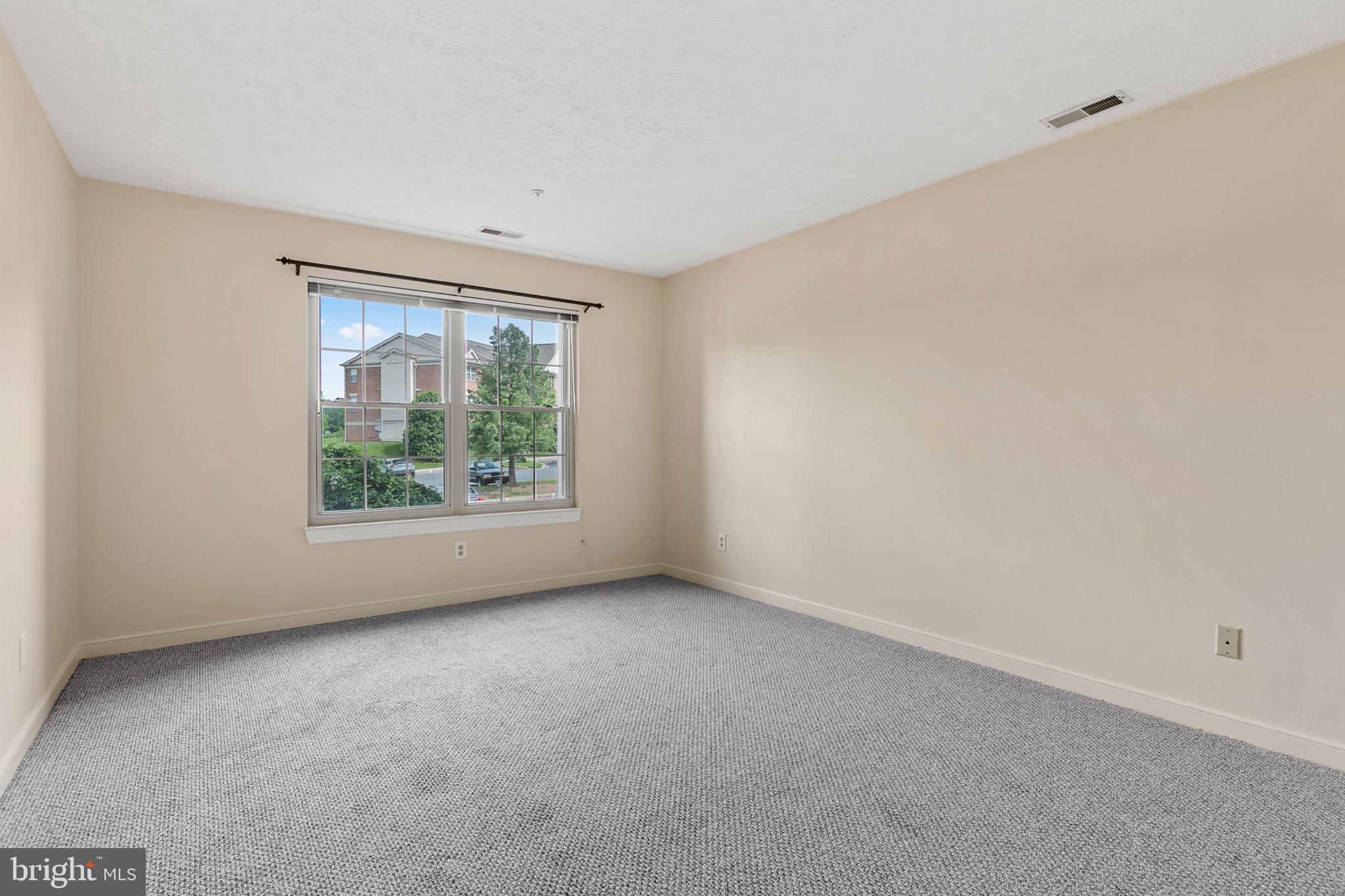 POND CONDOMINIUMS - Residential Lease