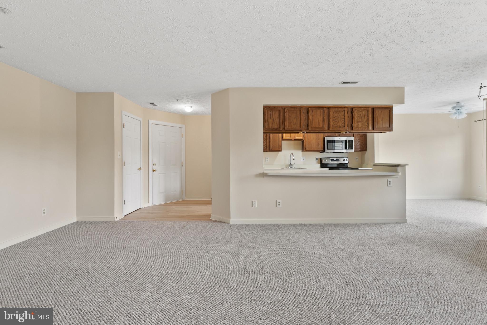 POND CONDOMINIUMS - Residential Lease