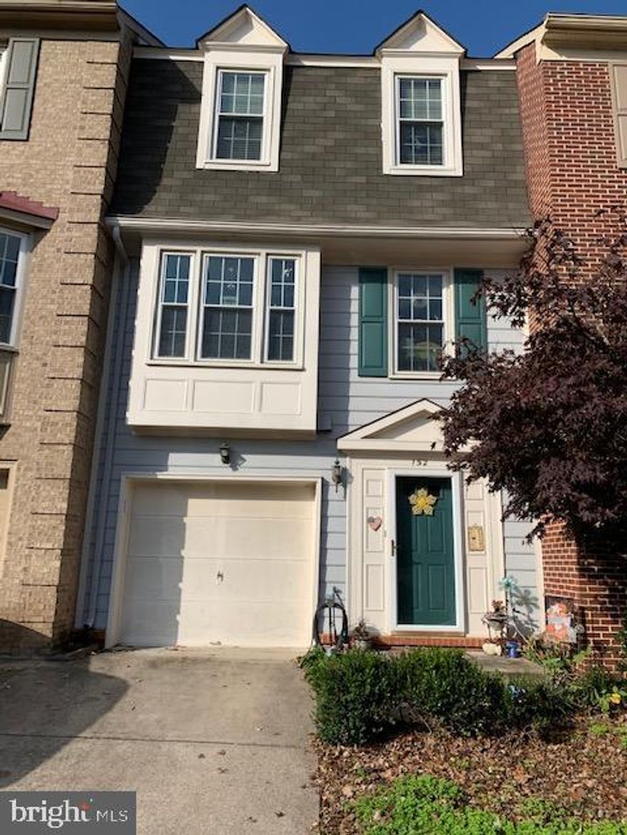 Lovely 3 bed, 2.5 bath townhome with 1 car garage within a quick walk to Historic Occoquan.  Hardwood floors, skylights, beautiful kitchen and very well maintained by the owner.  Enjoy a fenced backyard that backs to a wooded area.  Great neighborhood with access to public transportation.  Don't wait too long, come and see your future home!