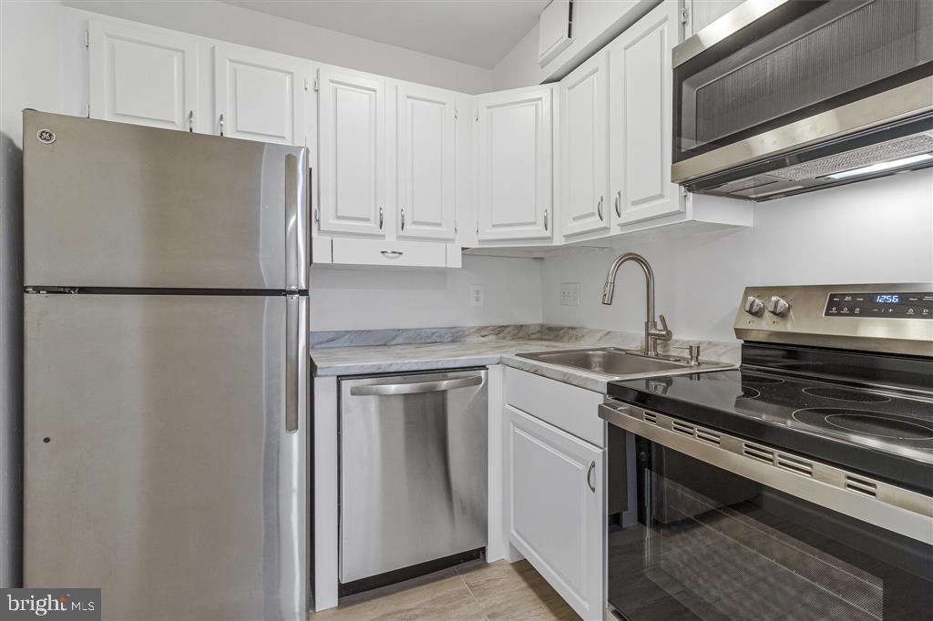4027 BENTON STREET NW 101
