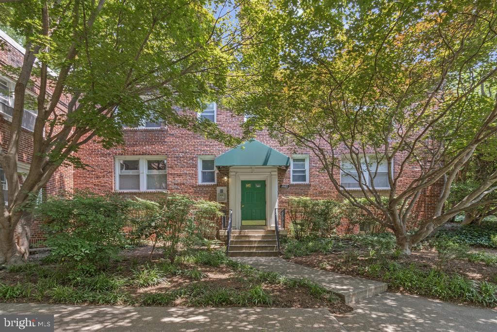 4027 BENTON STREET NW 101