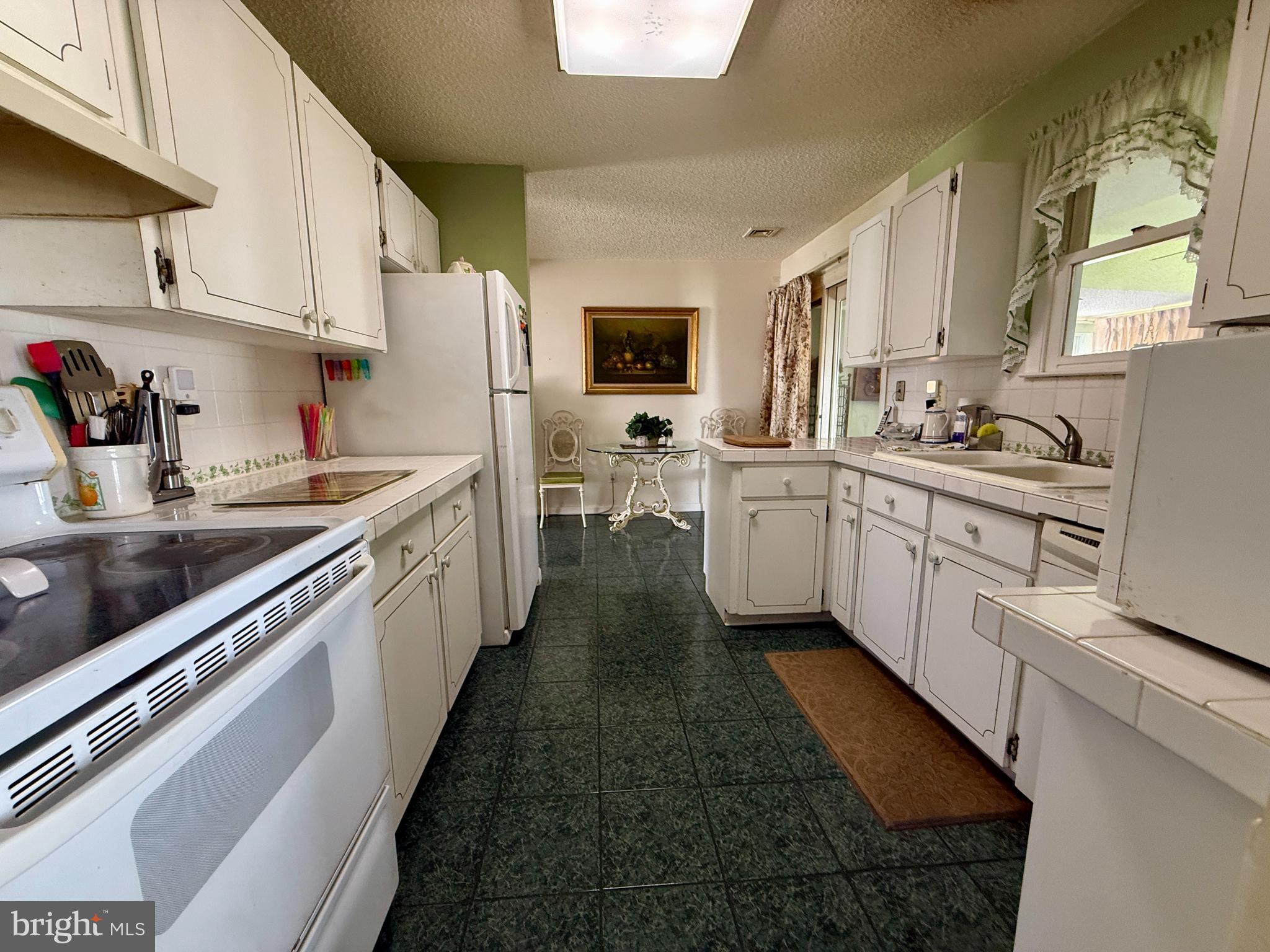 FAIRLESS HILLS - Residential