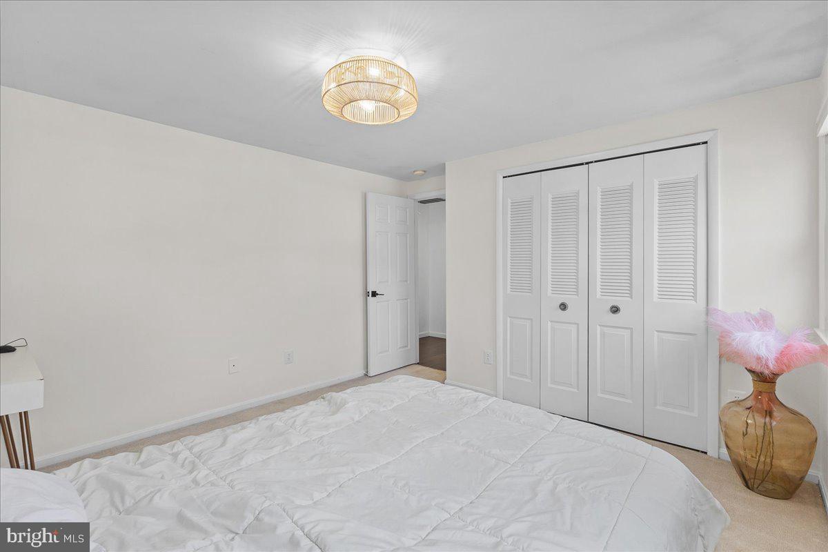 DALE CITY - Residential