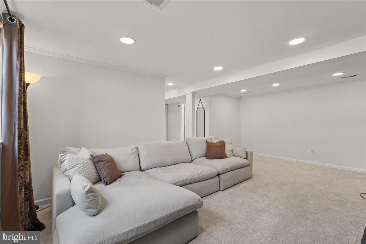 DALE CITY - Residential