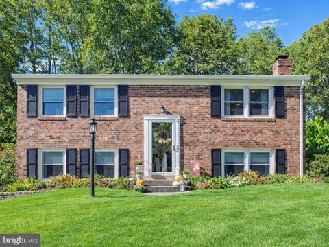 13740 MARILYN COURT WOODBRIDGE VA 22193