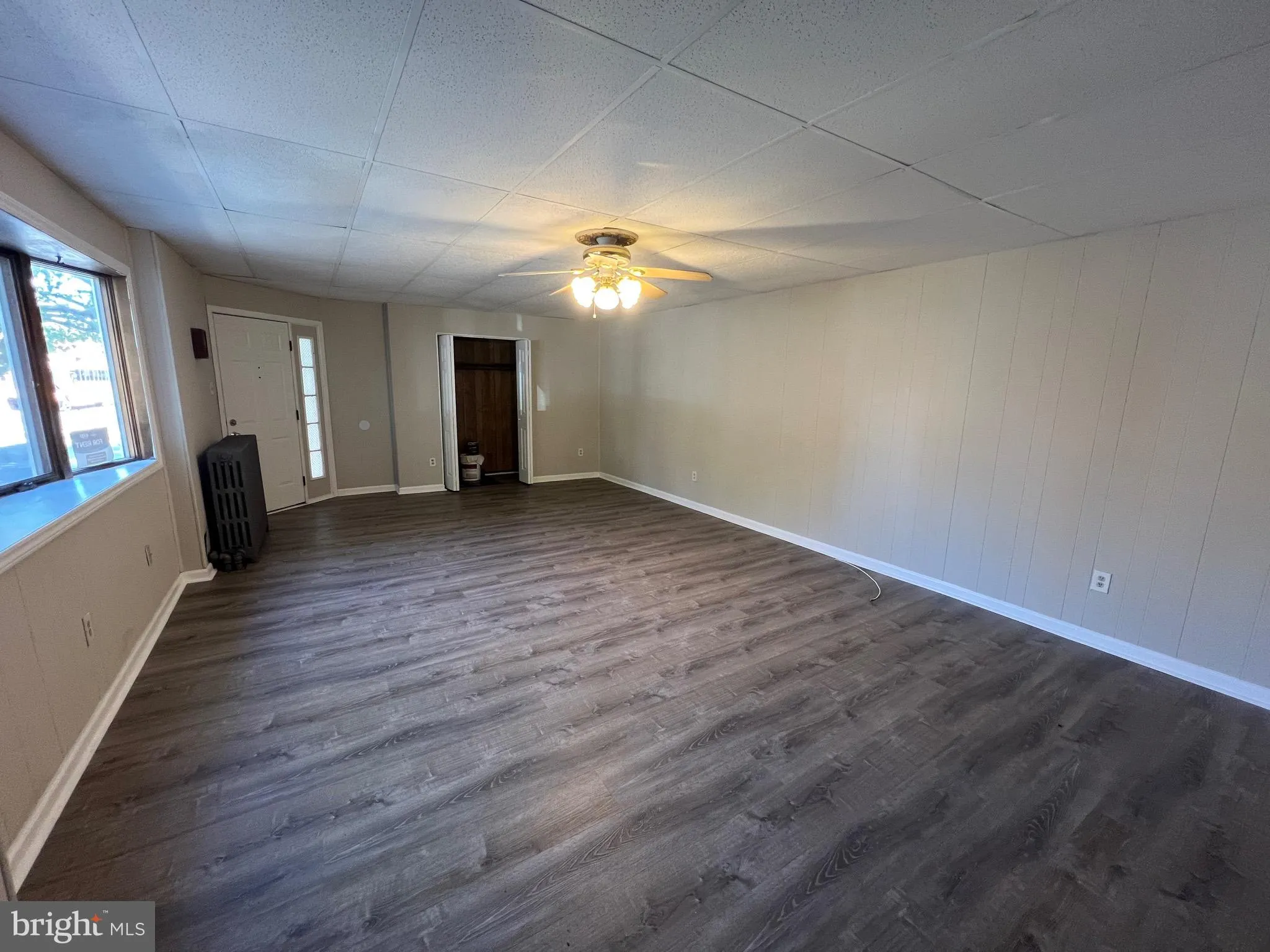 Gloucester City, New Jersey 08030, United States, 3 Bedrooms Bedrooms, ,2 BathroomsBathrooms,Residential,Active,194938