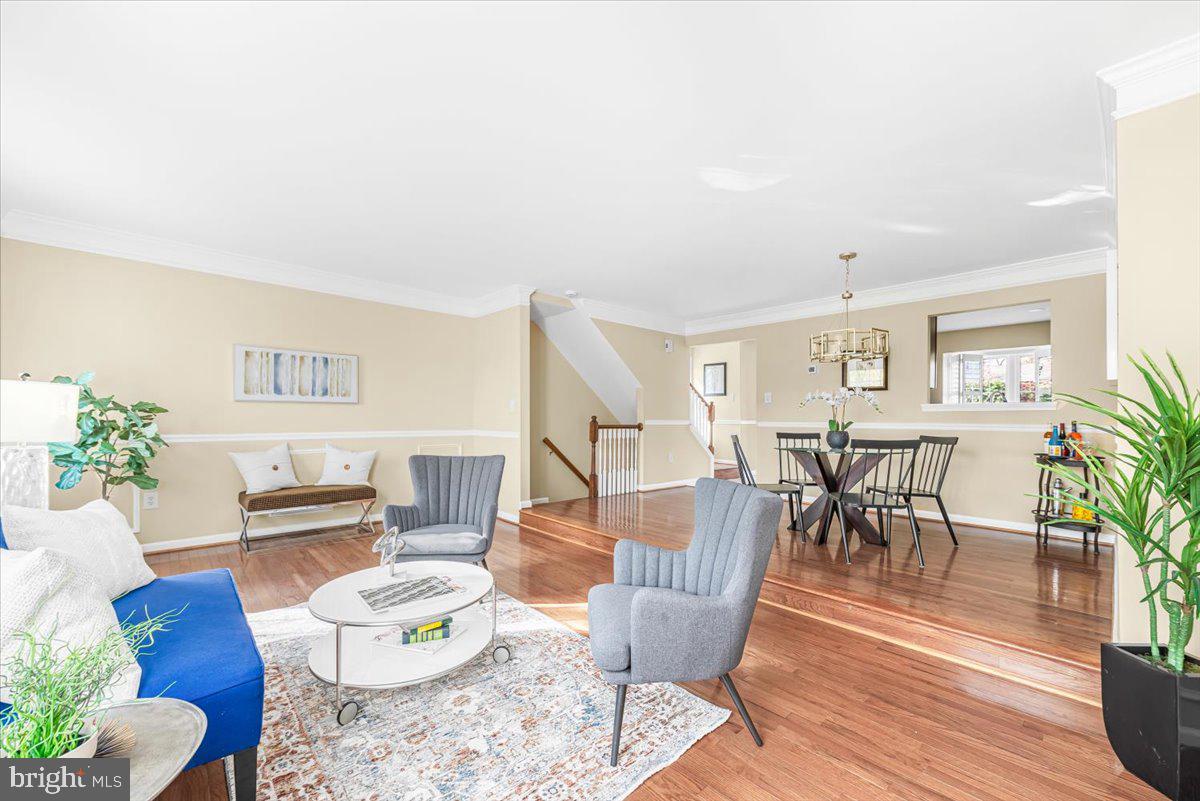 1936 FLOWERING TREE TERRACE