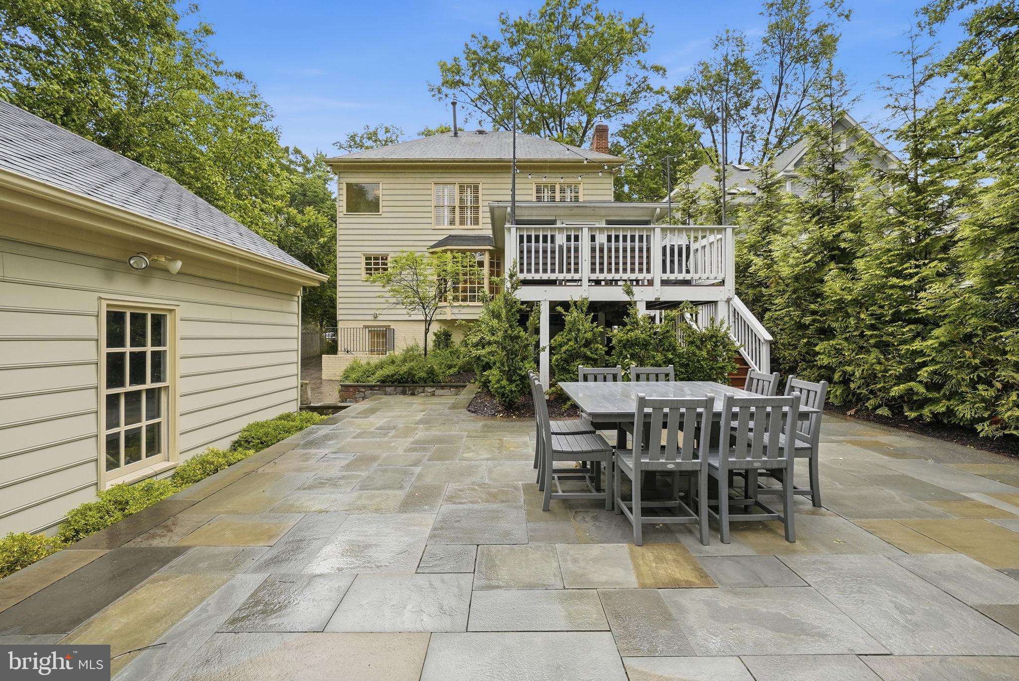 AURORA HILLS - Residential
