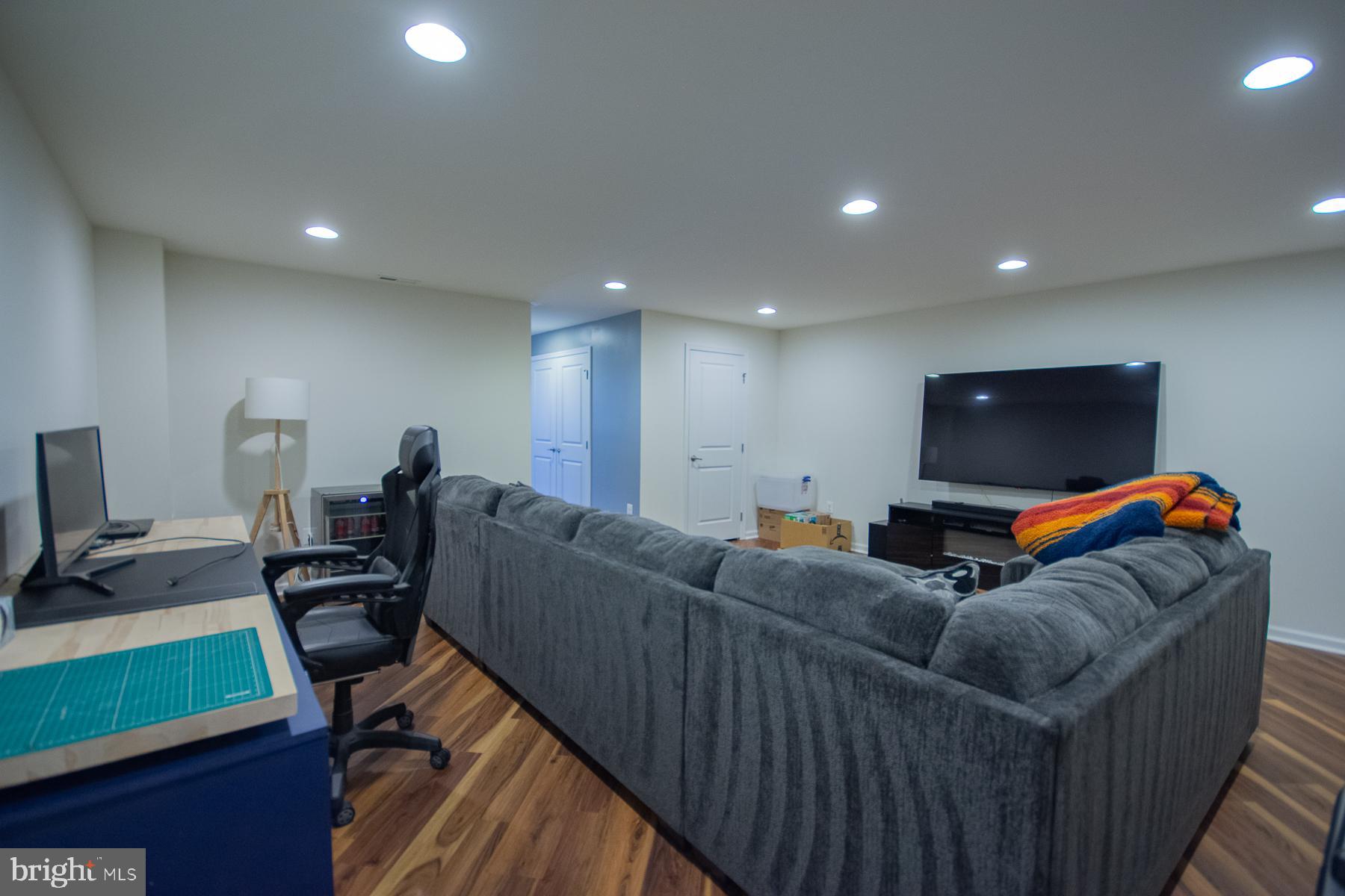 POTOMAC STATION - Residential