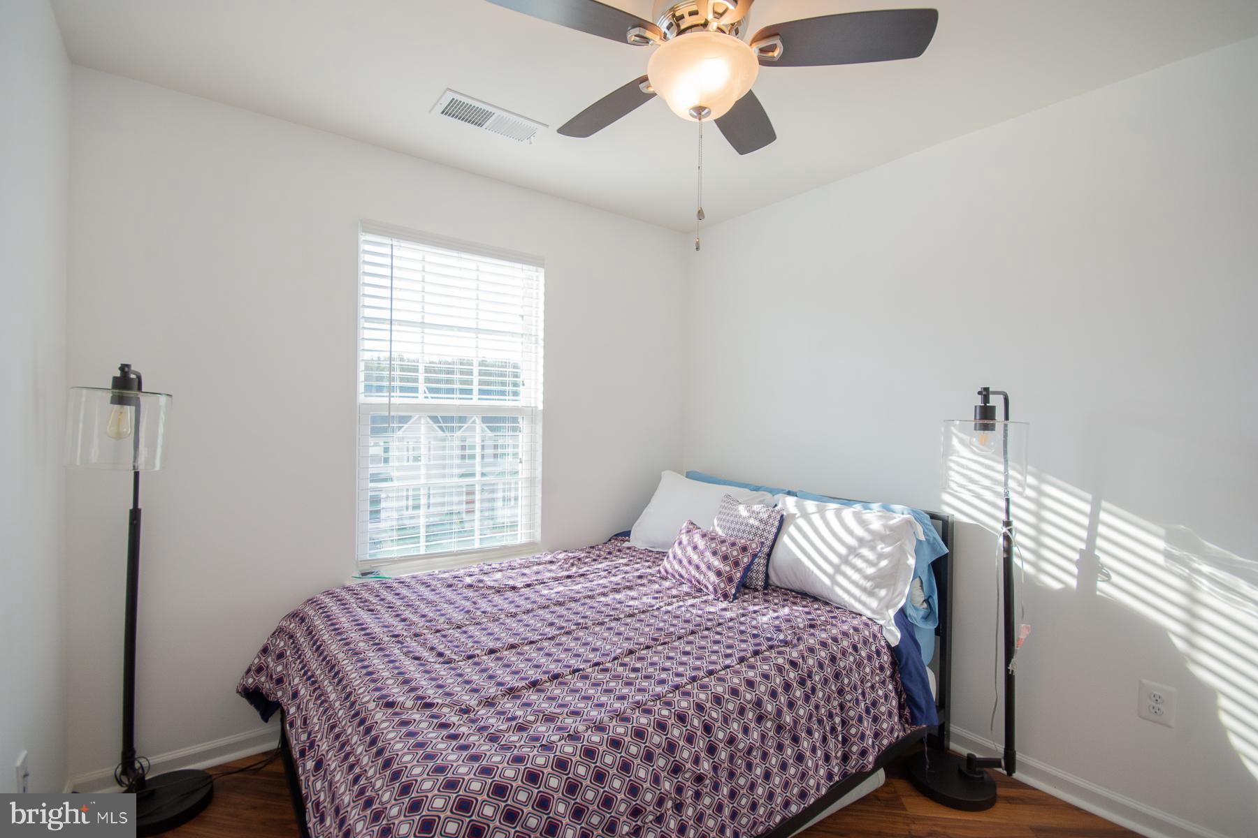 POTOMAC STATION - Residential