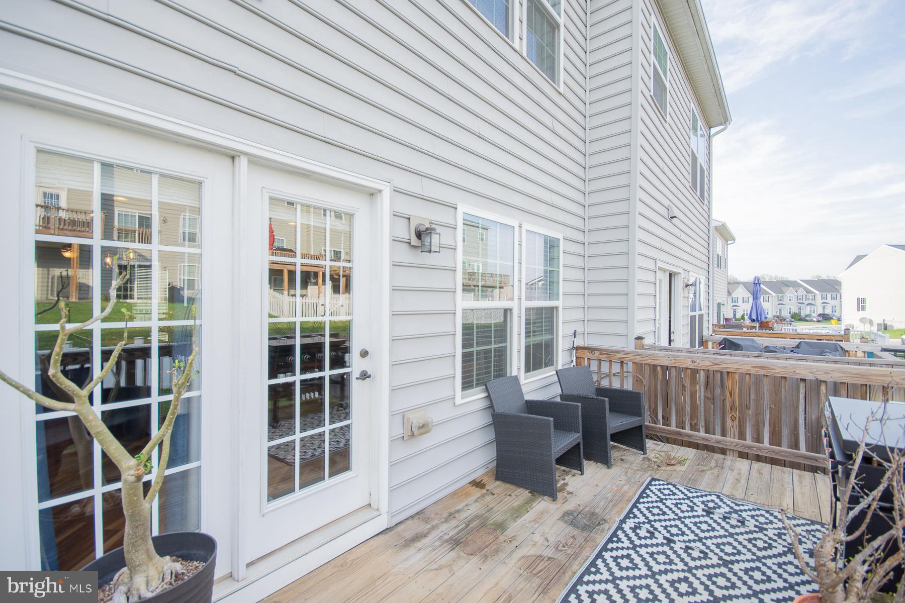 POTOMAC STATION - Residential