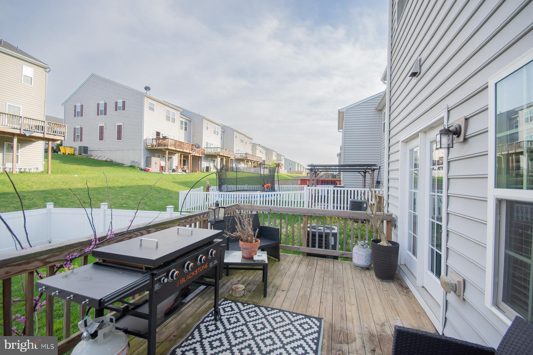 POTOMAC STATION - Residential